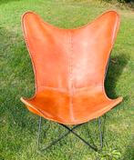 Designer vintage leren vlinderstoel in zeer goede staat, Huis en Inrichting, Stoelen, Ophalen, Zo goed als nieuw, Bruin, Eén