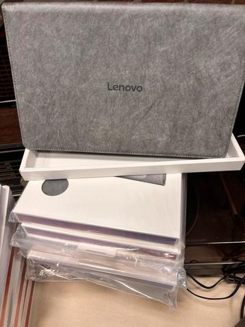 Lenovo Tab Plus Sleeve beschikbaar voor biedingen