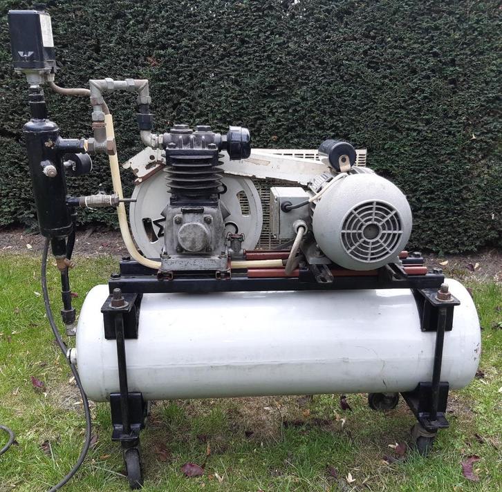 Westinghouse compressor met 40l ketel., Doe-het-zelf en Verbouw, Compressors, Gebruikt, 6 tot 10 bar, 25 tot 100 liter, Minder dan 200 liter/min