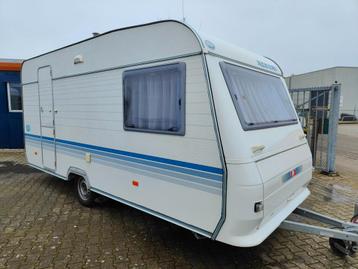 Adria Altea 430PH vast bed en middenzit. Mover