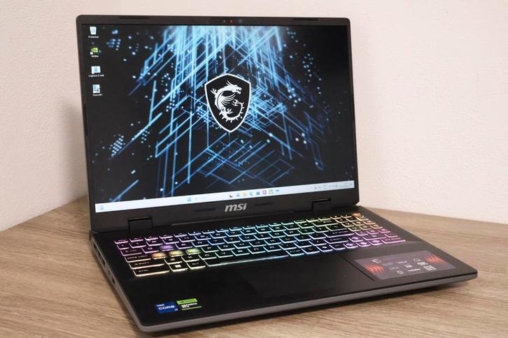 Dikke Gaming Laptop MSI S’Word i7-13700HX / RTX 4060, Computers en Software, Windows Laptops, Zo goed als nieuw, 15 inch, SSD