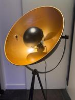 Staande spot lamp met kleine beschadiging, Ophalen of Verzenden, Gebruikt, Metaal, 150 tot 200 cm