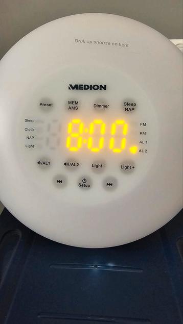 Medion klokradio wake up met dubbele wektijden  beschikbaar voor biedingen