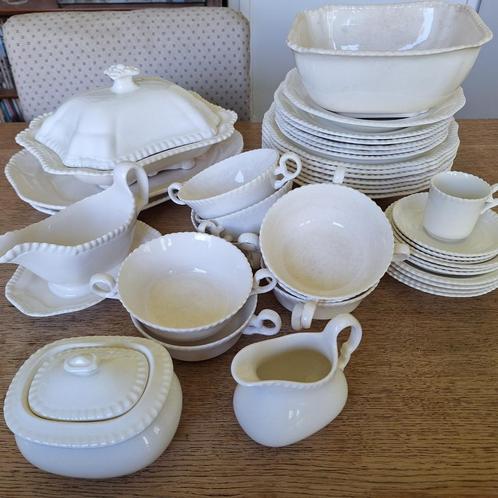 Servies Copeland Spode "Gadroon" 35-delig, Antiek en Kunst, Antiek | Servies los, Ophalen