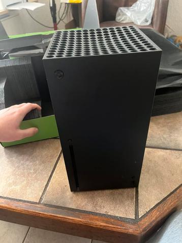 Xbox Series X - Zo goed als nieuw! beschikbaar voor biedingen