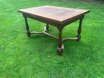 Eetkamer Tafel beschikbaar voor biedingen