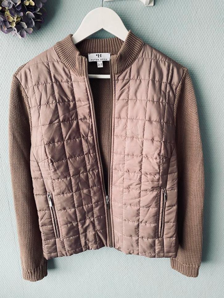 Prachtig vest bodywarmer Peter Hahn licht bruin mt 40, Kleding | Dames, Truien en Vesten, Nieuw, Maat 38/40 (M), Bruin, Ophalen of Verzenden