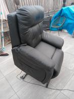 Sta op stoel, Huis en Inrichting, Fauteuils, Ophalen, Zo goed als nieuw, Leer, 50 tot 75 cm