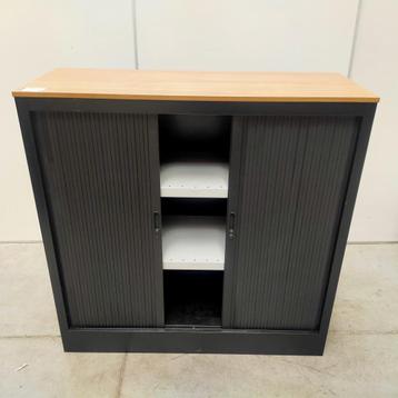 Meta roldeurkast - 120x120x46 cm beschikbaar voor biedingen