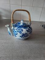 Blauw-wit theepot met bamboe handvat, Ophalen of Verzenden