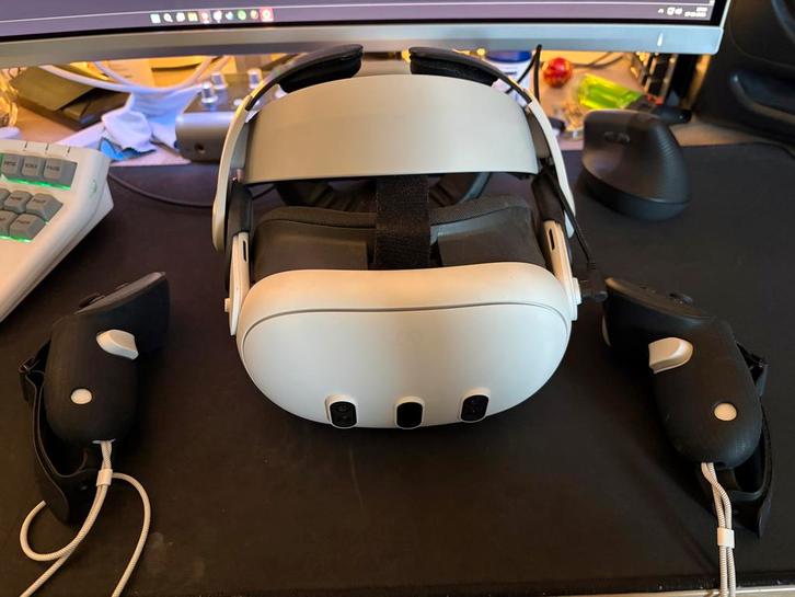 Quest 3 512gb + Bobovr M3 Pro Headstrap + Batterypack, Spelcomputers en Games, Virtual Reality, Zo goed als nieuw, Pc, VR-bril