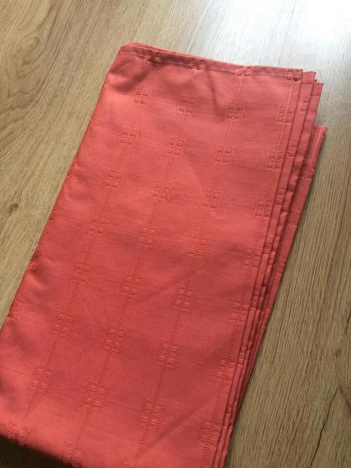 Lap vintage stof met patroon 150 x 150 cm / tafelkleed, Hobby en Vrije tijd, Stoffen en Lappen, Nieuw, 120 cm of meer, 30 tot 200 cm