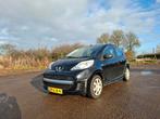 Peugeot 107 1.0 12V 5DR 2011 Zwart Airco, Voorwielaandrijving, Stof, 4 stoelen, Startonderbreker