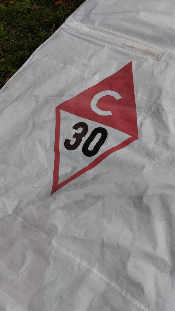 Genua 150% en grootzeil Catalina 30, Watersport en Boten, Zeilen en Zeiltoebehoren, Gebruikt, Grootzeil, 15 tot 30 m², Ophalen of Verzenden