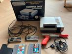 Nintendo NES Compleet met Doos, Games & Zapper, Ophalen of Verzenden, Gebruikt, Met 2 controllers, Met games