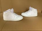 Nike Air Jordan 1 Mid Triple White maat 39 schoenen sneakers, Kleding | Dames, Schoenen, Nike Air Jordan, Wit, Ophalen of Verzenden