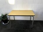 lessenaar/bijzettafel gele formica, Verzamelen, Retro, Ophalen, Huis en Inrichting