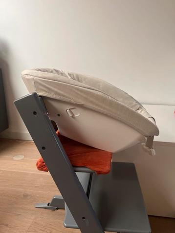 Tripp Trapp newborn (inclusief nieuwe hoes) beschikbaar voor biedingen