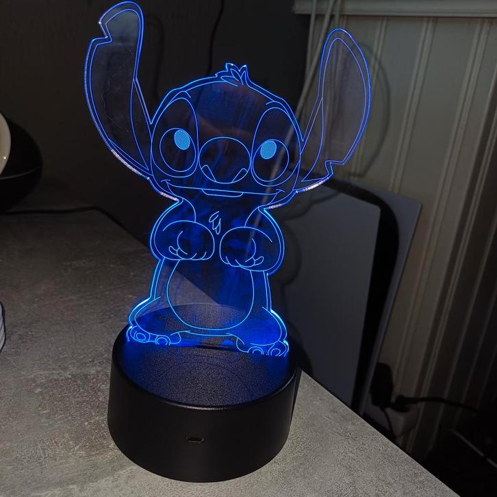 Stitch Nachtlampje - Kleur Veranderend, Huis en Inrichting, Lampen | Tafellampen, Ophalen of Verzenden