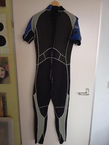 Surfpak -blauw, grijs -, twee delig, maat 42.  beschikbaar voor biedingen