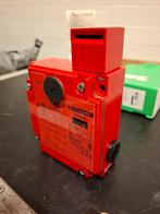 Telemecanique XCS-E8311 Veiligheidsschakelaar, Ophalen of Verzenden
