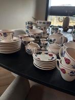 Boerenbont servies - compleet en divers, Huis en Inrichting, Keuken | Servies, Gebruikt, Ophalen of Verzenden, Aardewerk, Boerenbont