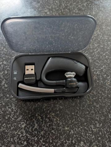 Voyager Legend Bluetooth Headset + Oplaadstation beschikbaar voor biedingen