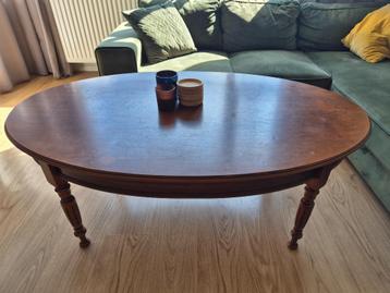 Salontafel beschikbaar voor biedingen