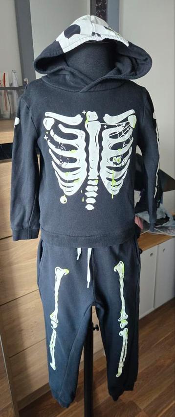 Skelet Halloween Kostuum - Maat 110 beschikbaar voor biedingen