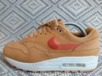 Nike Air Max 1 PRM Hazelnut Team Orange 41, Nike, Ophalen of Verzenden, Zo goed als nieuw, Sneakers of Gympen