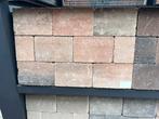 GRATIS tegels 71m2 betonklinkers - deze week ophalen, Tuin en Terras, Gebruikt, Klinkers, Ophalen of Verzenden, 10 m² of meer