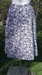 jaren 70 Klokrok, blauw / wit, mt. 42, Kleding | Dames, ., Maat 42/44 (L), Ophalen of Verzenden, Zo goed als nieuw