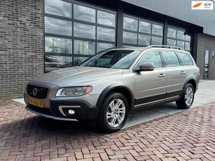 Volvo XC70 2.4 D5 Momentum | Autm | Leer | Navi | Clima | Cr, Auto's, Volvo, Bedrijf, Te koop, XC70, 4x4, ABS, Airbags, Airconditioning