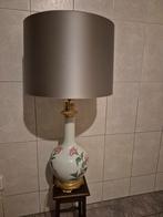 Grote Porseleinen Lamp met Bloemenmotief, Huis en Inrichting, Lampen | Tafellampen, Ophalen, Klassiek, Zo goed als nieuw, Metaal