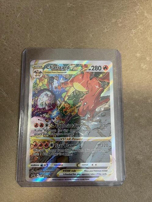 Charizard VSTAR (SWSH 262), Hobby en Vrije tijd, Verzamelkaartspellen | Pokémon, Zo goed als nieuw, Losse kaart, Foil, Ophalen of Verzenden