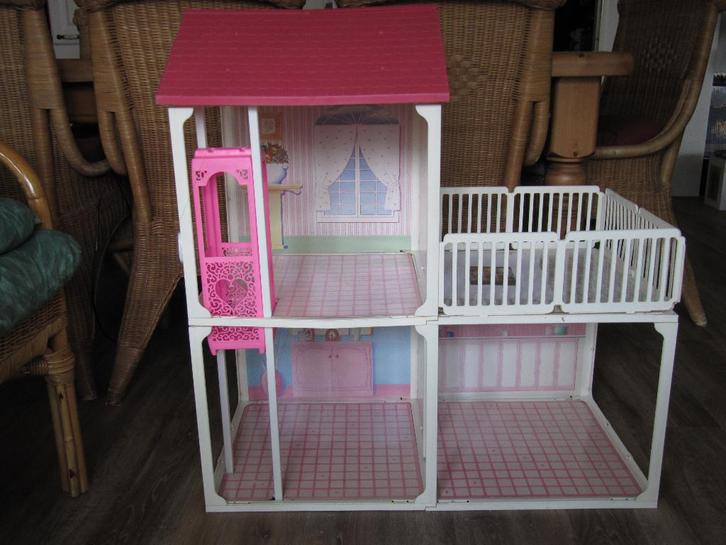 Vintage Barbie poppenhuis, Verzamelen, Poppenhuizen en Toebehoren, Gebruikt, Poppenhuis, Ophalen of Verzenden