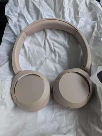 Sony CH520 koptelefoon beschikbaar voor biedingen