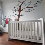 Wit massief houten ledikant met dik aerosleep matras, Kinderen en Baby's, Babywiegjes en Ledikanten, Ophalen, Gebruikt, Ledikant