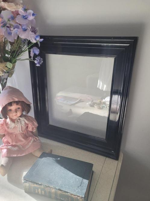 Antieke zwarte houten lijst met glas, Huis en Inrichting, Woonaccessoires | Lijsten, Zo goed als nieuw, 50 tot 75 cm, Minder dan 50 cm