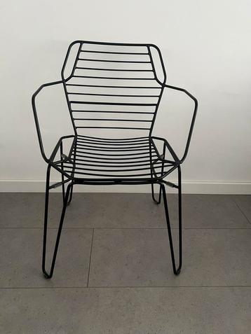 Metaal stoel zwart beschikbaar voor biedingen