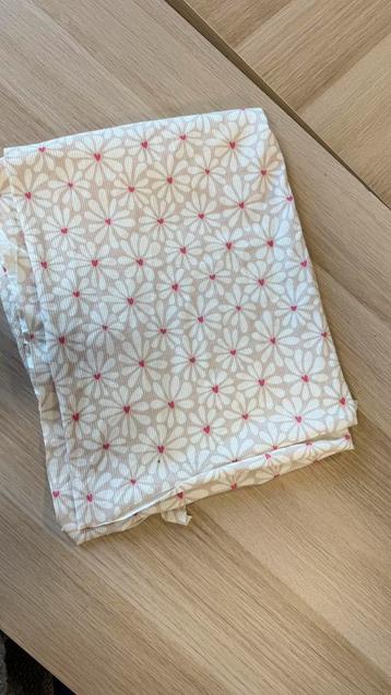 Rib stof coupon beschikbaar voor biedingen