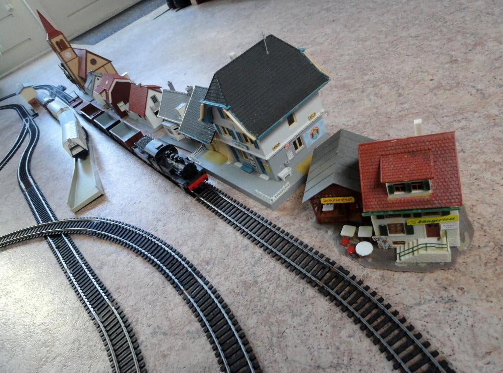 Treintjes HO, Hobby en Vrije tijd, Modeltreinen | H0, Gebruikt, Gelijkstroom, Overige typen, Analoog