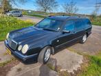 Mercedes-Benz E-klasse Combi 320 Avantgarde leder 7pers, Auto's, Mercedes-Benz, Achterwielaandrijving, Zwart, 7 stoelen, Zwart