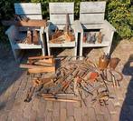 Grote verzameling oud gereedschap, Ophalen