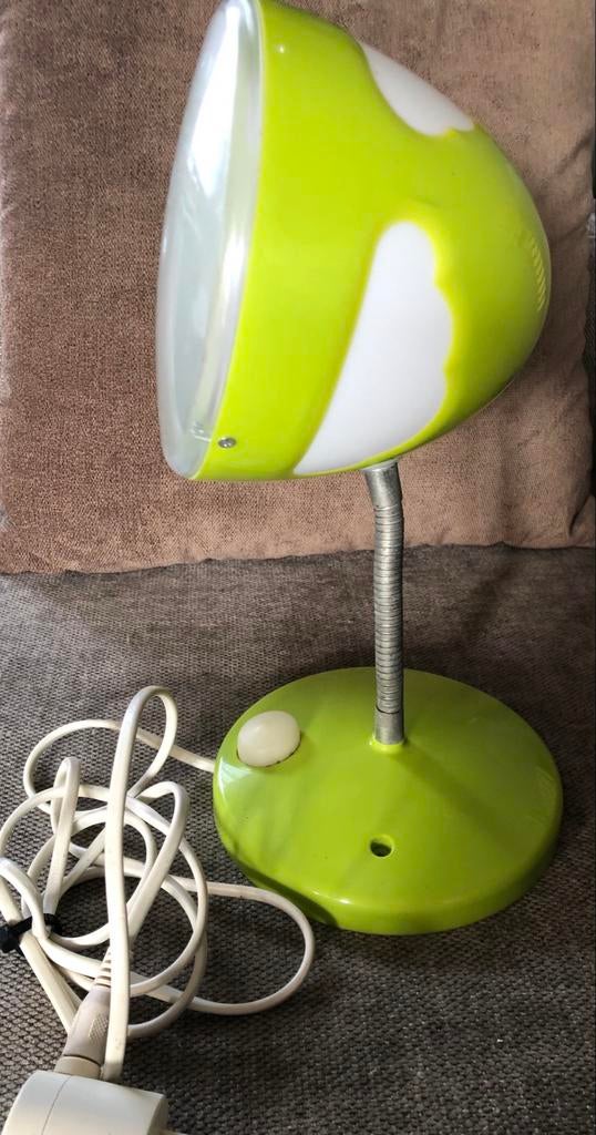 Leuke Skojig tafellamp van Ikea, Huis en Inrichting, Lampen | Tafellampen, Ophalen of Verzenden, Gebruikt, Kunststof