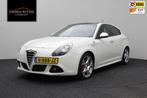 Alfa Romeo Giulietta 1.7 TBi Quadrifoglio Verde 2013 | Airco, Auto's, Alfa Romeo, Gebruikt, 1295 kg, 4 cilinders, Leder en Stof