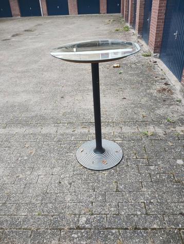 Statafel met spiegelblad (niet origineel) beschikbaar voor biedingen