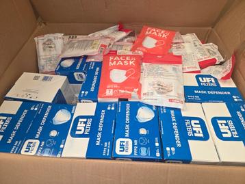 gezichtsmaskers beschikbaar voor biedingen
