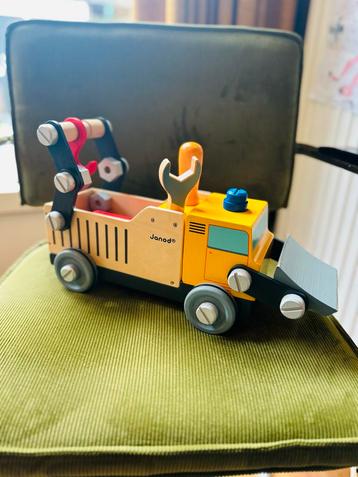 Janod Houten Speelgoed Auto beschikbaar voor biedingen