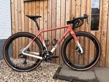 Custom Build Freccia Gravelbike maat M Shimano GRX Di2 beschikbaar voor biedingen